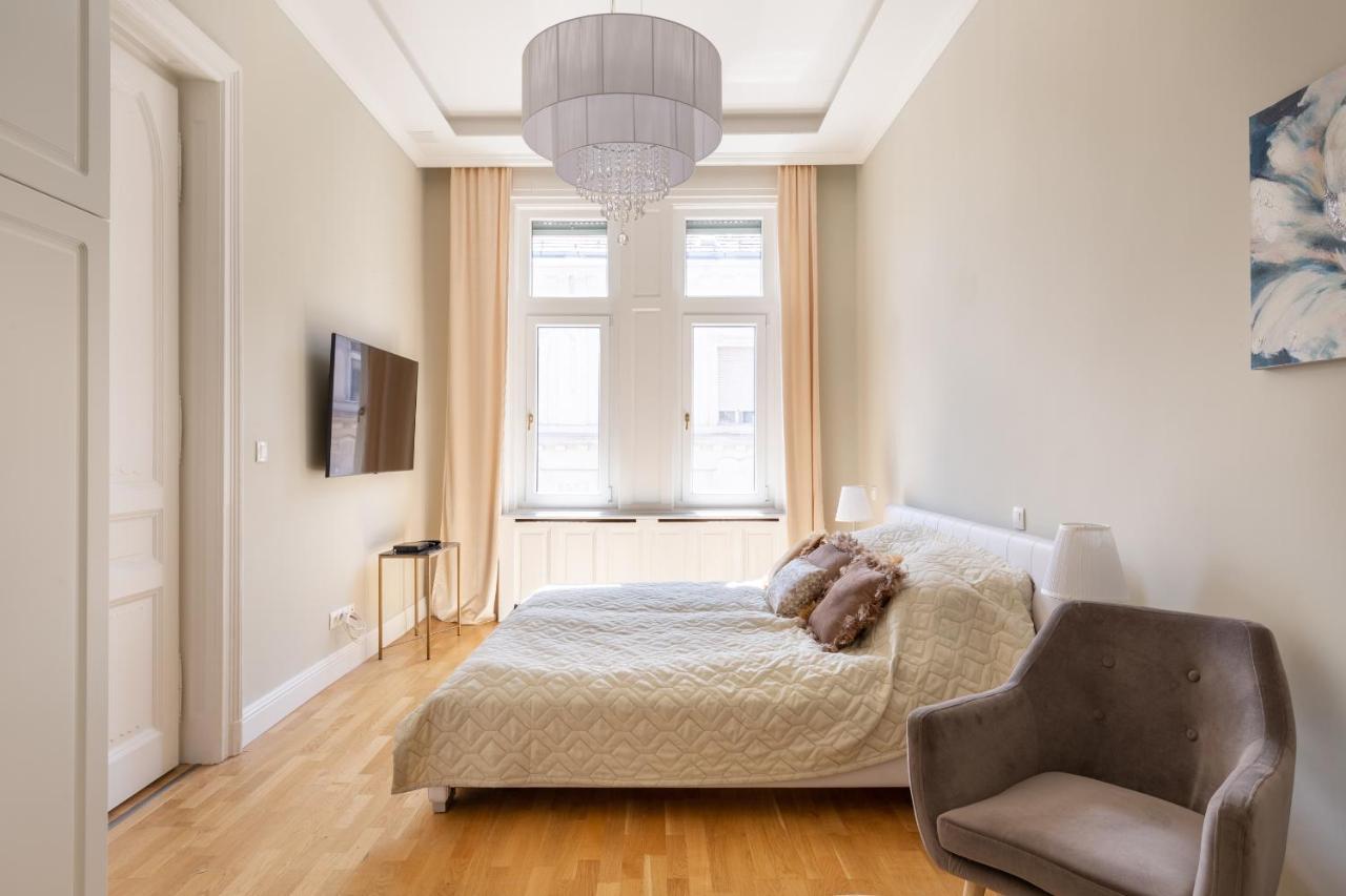 Designer Luxury Home In The Jewish Quarter Budapest Kültér fotó